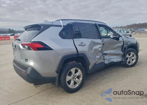 2020 Toyota Rav4 Xle из США, поврежденный, VIN 2T3P1RFV5LC135432